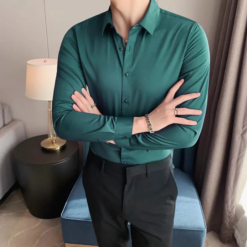 Camicia da uomo in misto cotone: eleganza e comfort per l'uso quotidiano