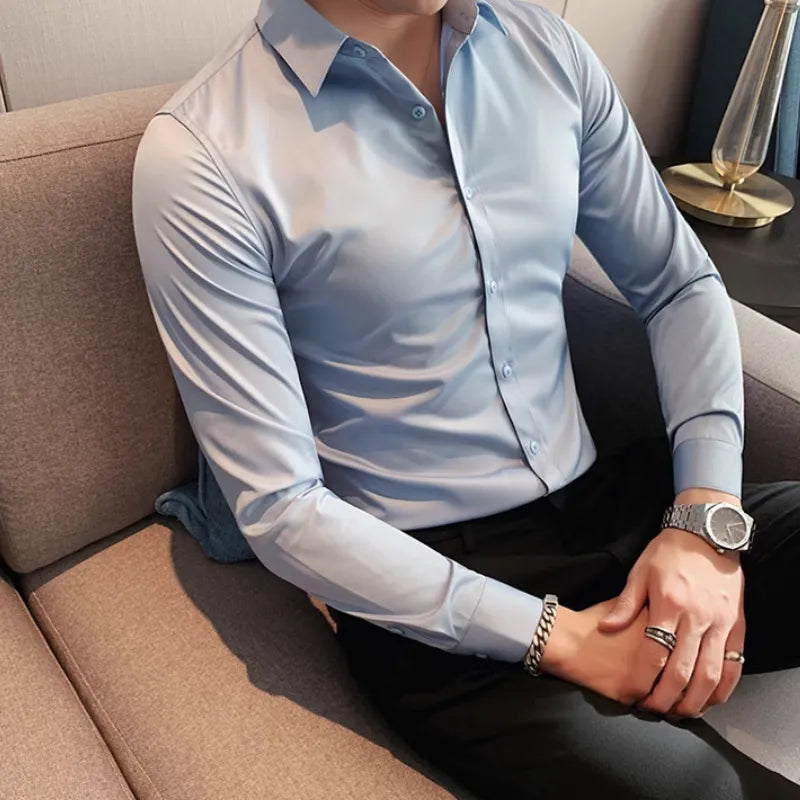 Camicia da uomo in misto cotone: eleganza e comfort per l'uso quotidiano