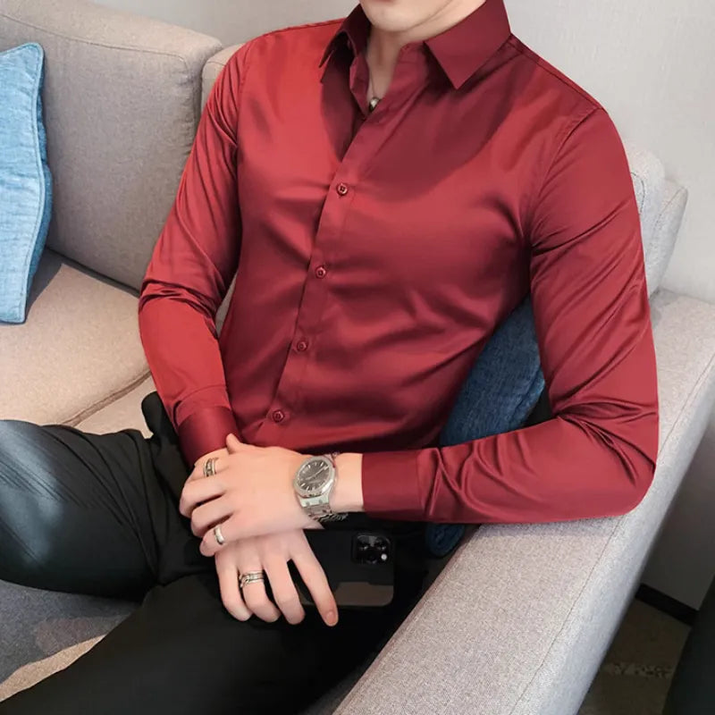Camicia da uomo in misto cotone: eleganza e comfort per l'uso quotidiano
