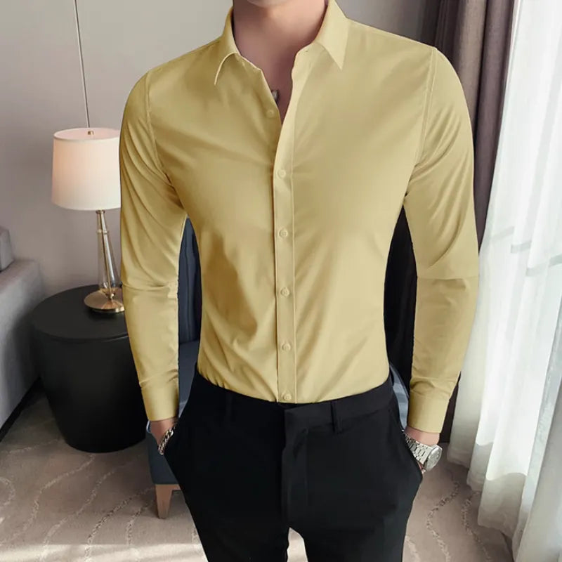 Camicia da uomo in misto cotone: eleganza e comfort per l'uso quotidiano