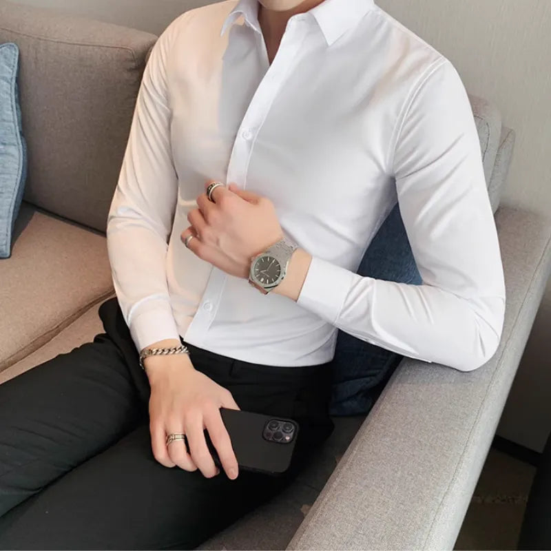 Camicia da uomo in misto cotone: eleganza e comfort per l'uso quotidiano