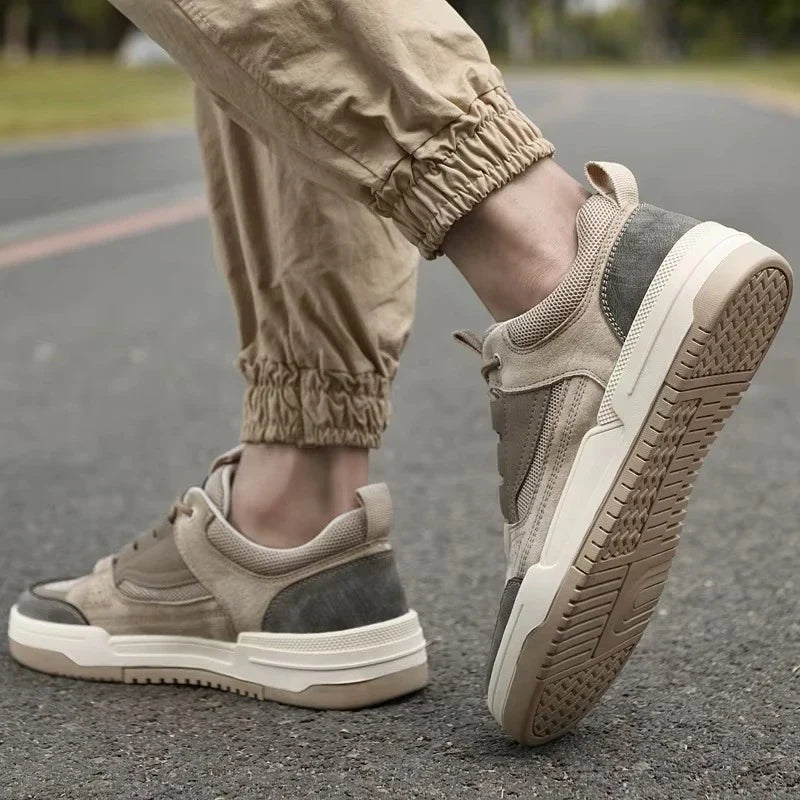 Comode sneakers da uomo: traspiranti e versatili per l'uso quotidiano