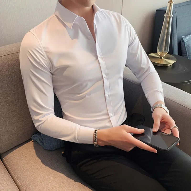 Camicia da uomo in misto cotone: eleganza e comfort per l'uso quotidiano