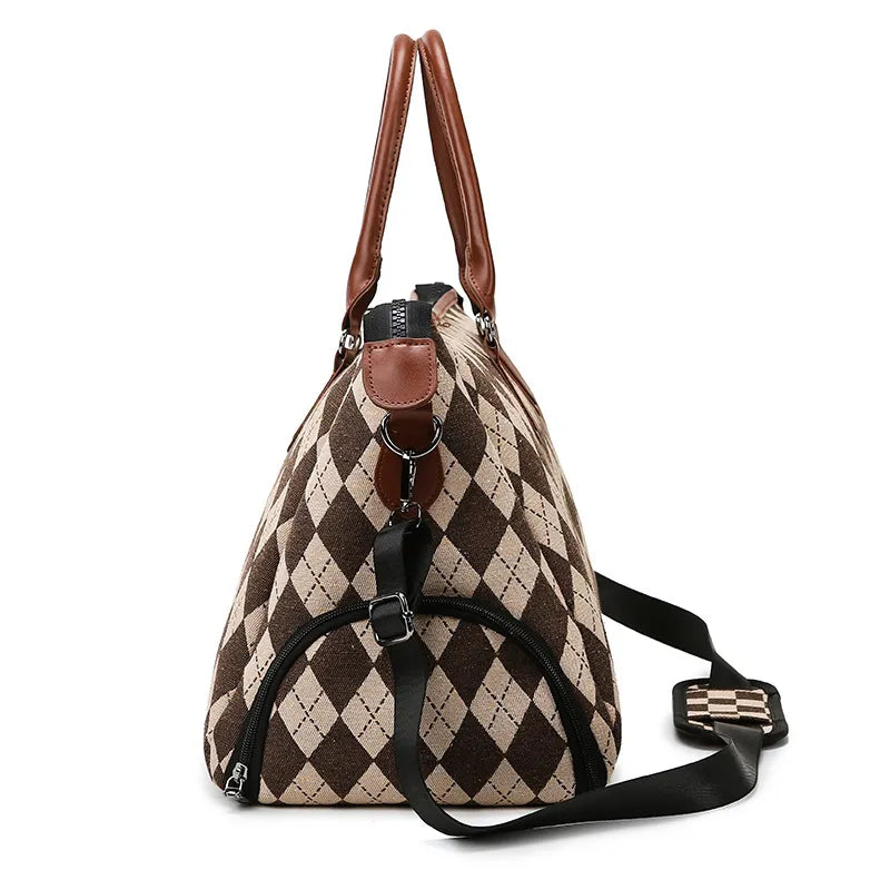 Borsa da viaggio da donna - Motivo a scacchiera e scomparto separato per indumenti bagnati