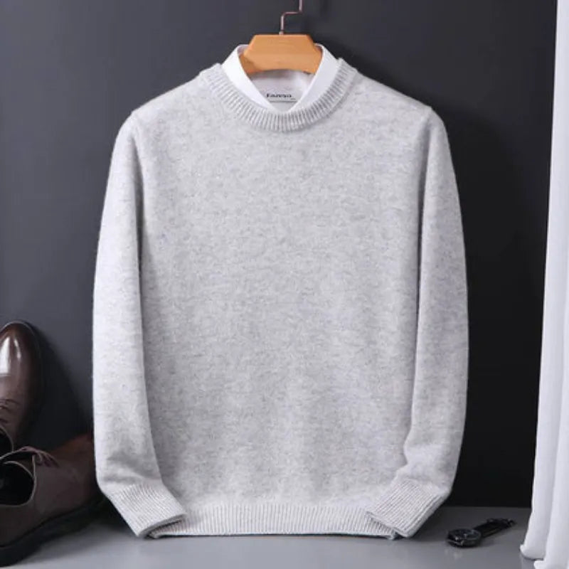 Maglione in lana da uomo - Stile minimalista ed elegante