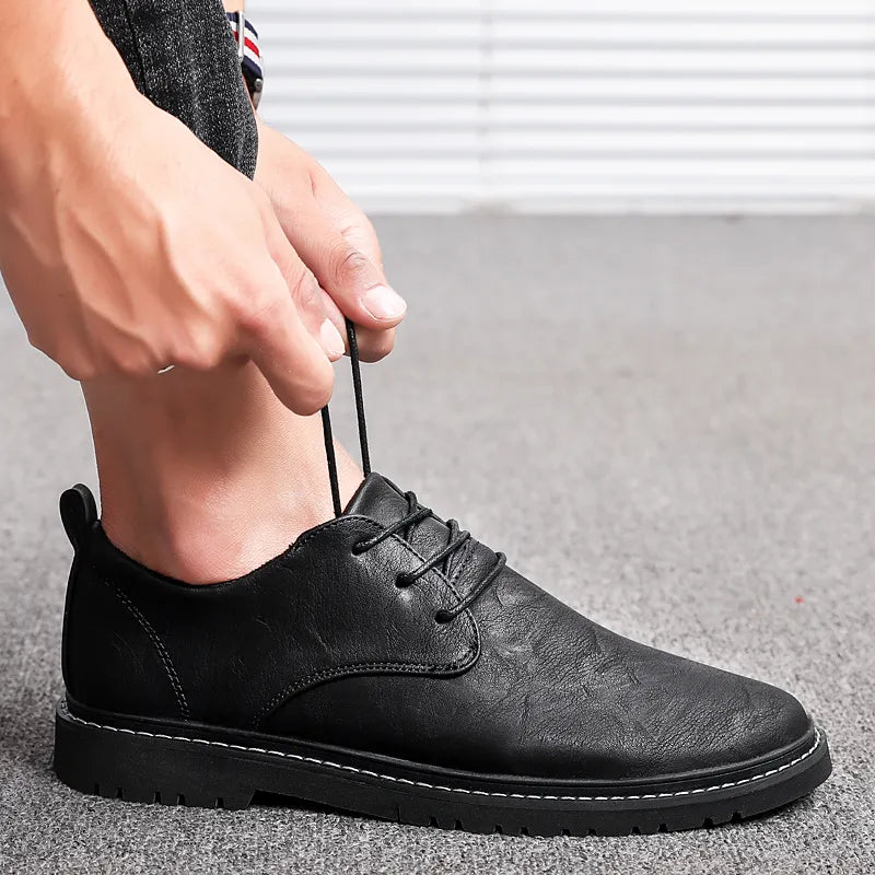 Scarpe eleganti da uomo: stile minimalista e comfort quotidiano